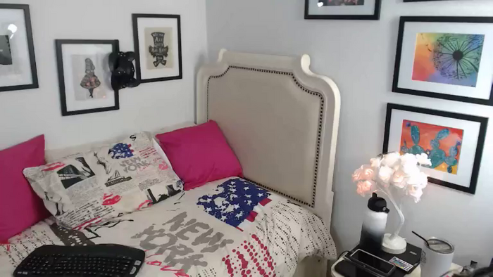 IzzyOnCam