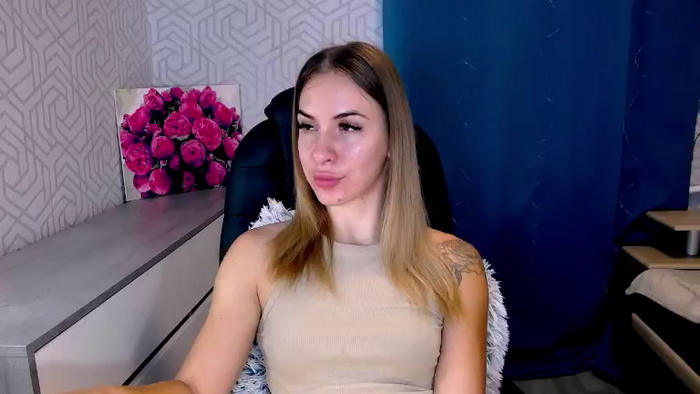 MeganNaughtyy