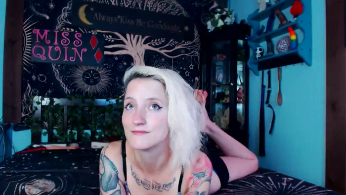 MissQuinCam