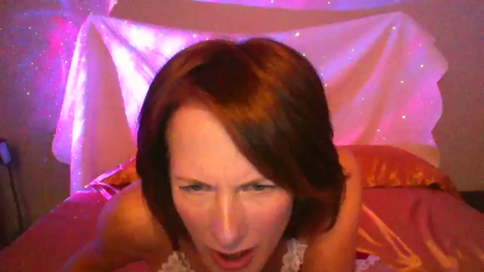 Elenasroom2213