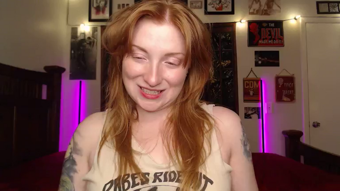 EmmaSubmissive