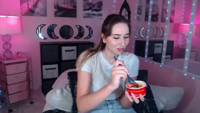 Lacey_Prescott