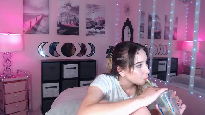 Lacey_Prescott