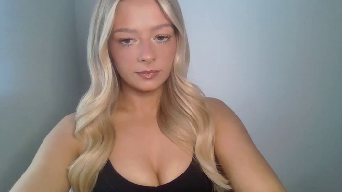 X_Zoey_UK