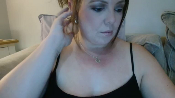 CurvyCourtneyUK
