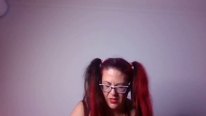 KinkyCorina