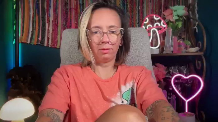 TwistedTayla