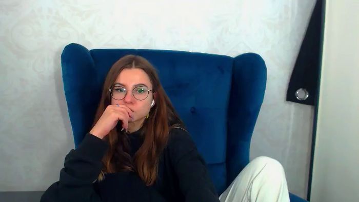 AliceeCute18