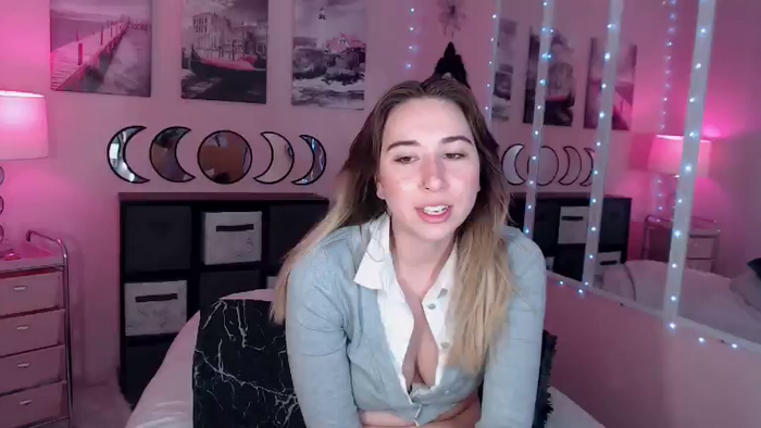 Lacey_Prescott