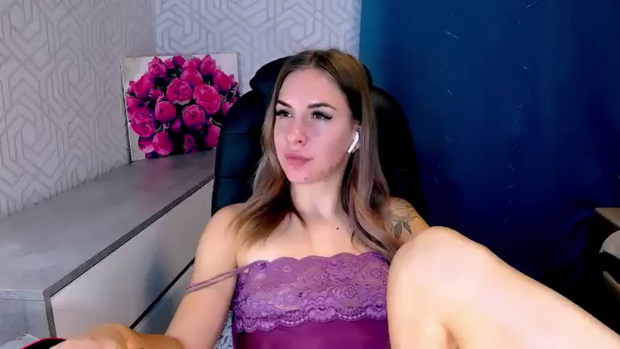 MeganNaughtyy