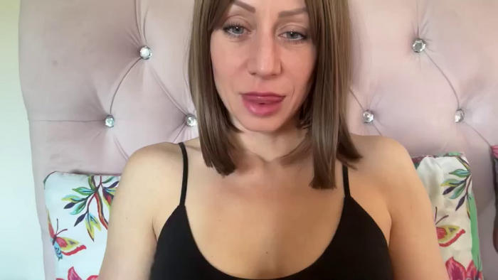 MiaBOOTYQueen