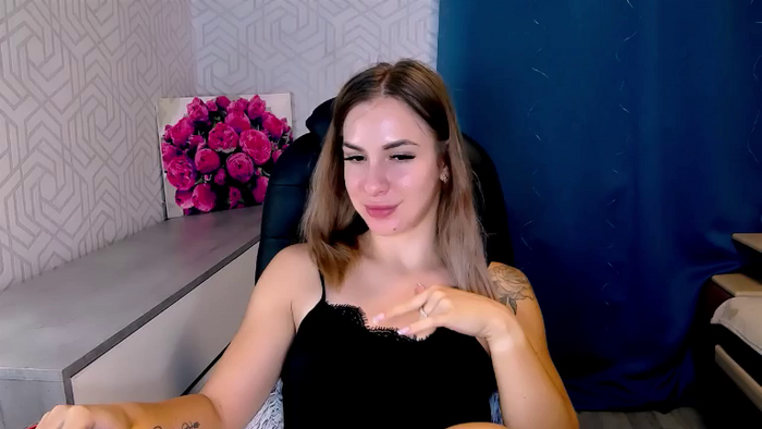 MeganNaughtyy