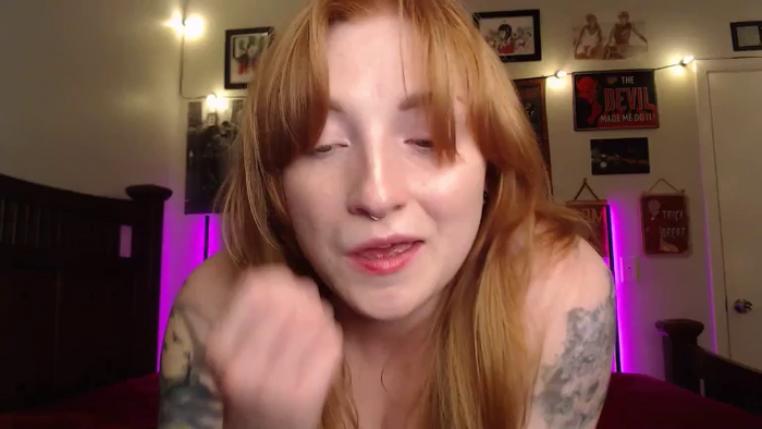 EmmaSubmissive