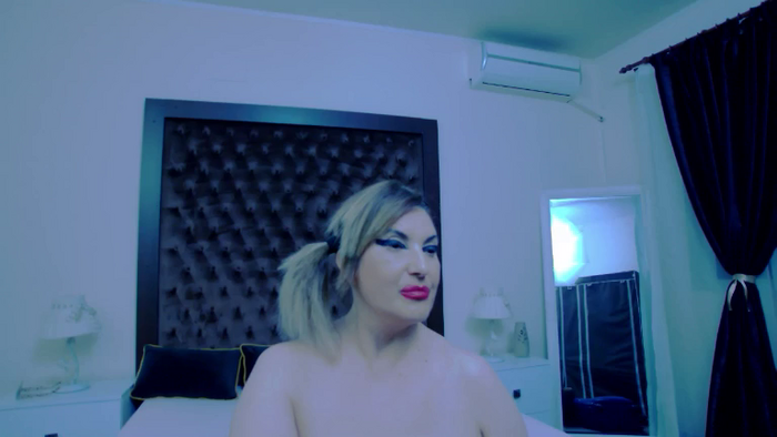 KiraLeila