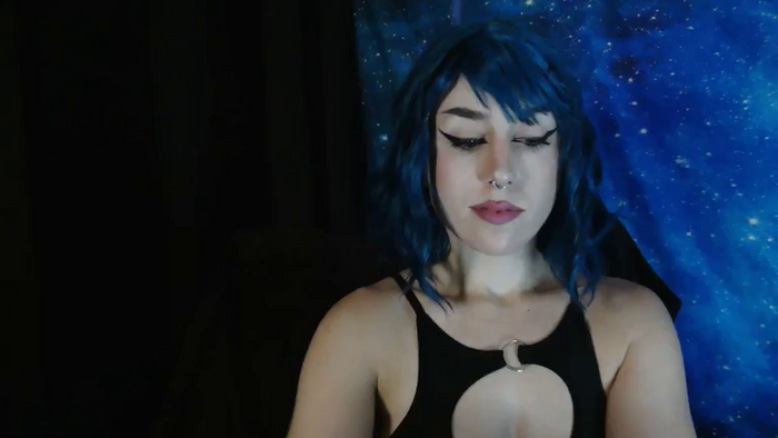 MissVikkiBlue