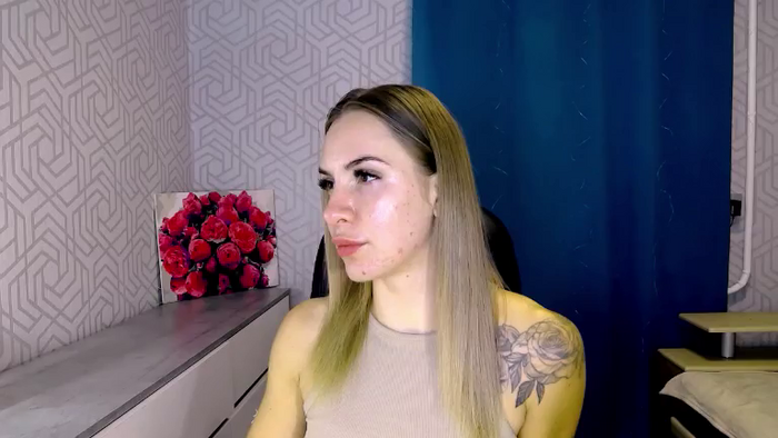 MeganNaughtyy