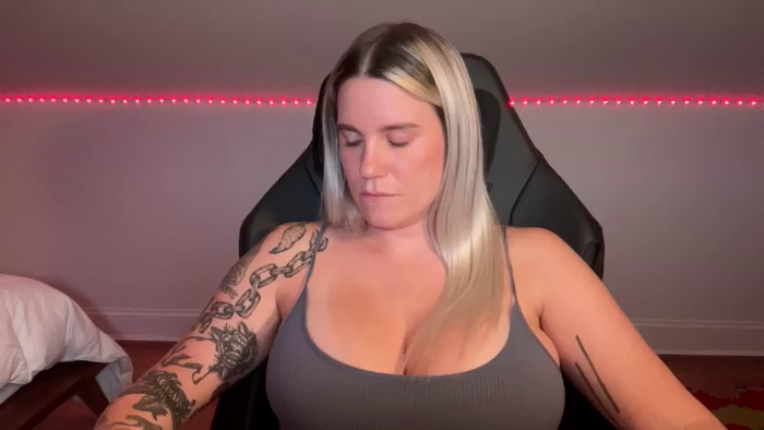 YourFaveJade