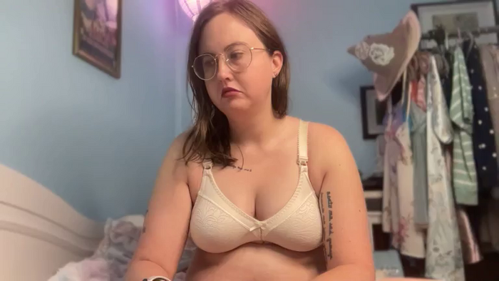 happylilcamgirl