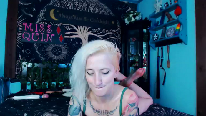 MissQuinCam