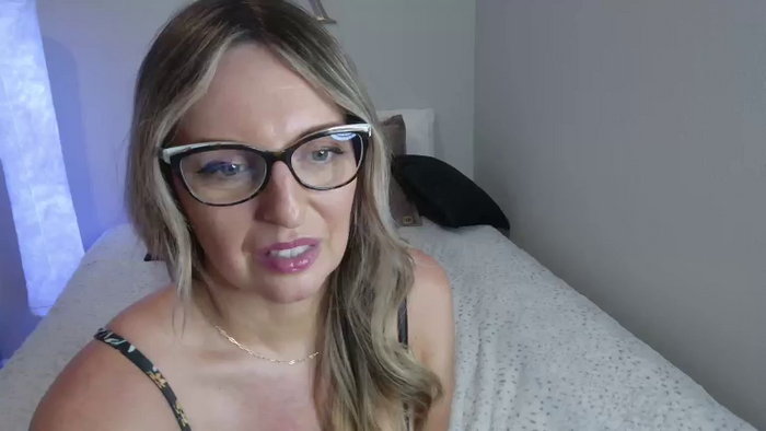 AlisonHomeAlone