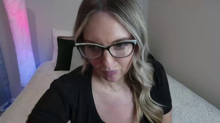 AlisonHomeAlone
