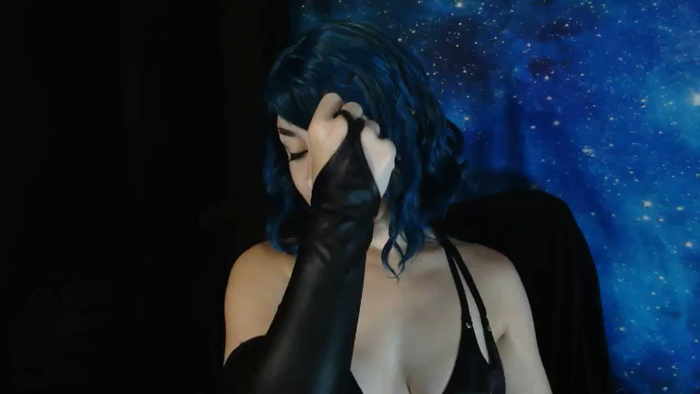 MissVikkiBlue