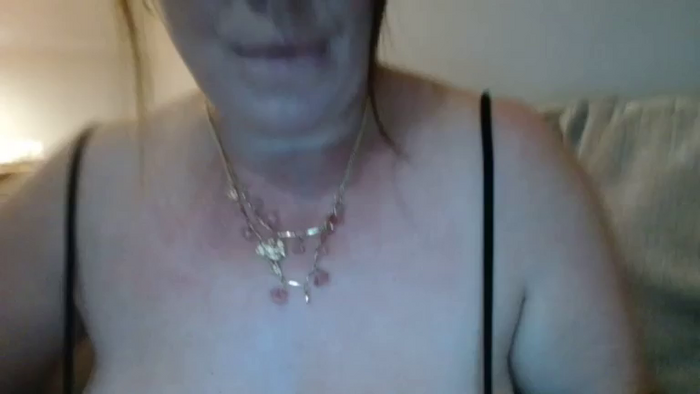 CurvyCourtneyUK