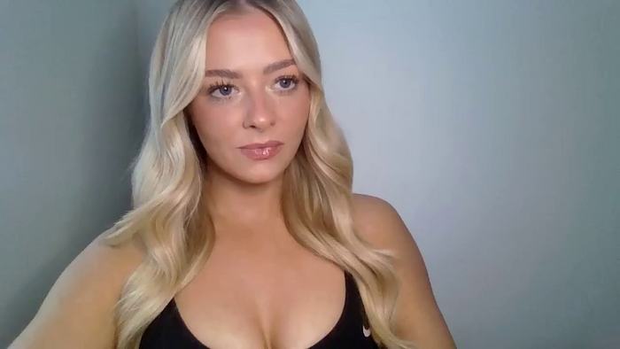 X_Zoey_UK