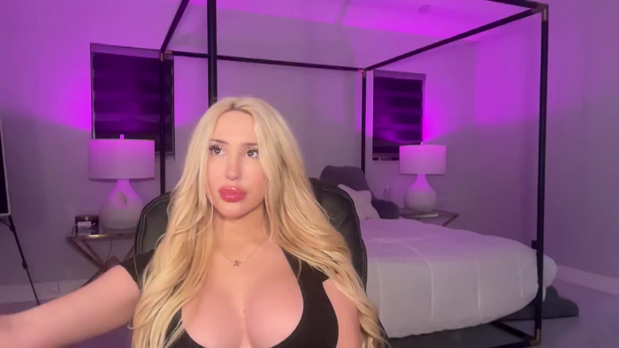 AmandaAndrewsxx