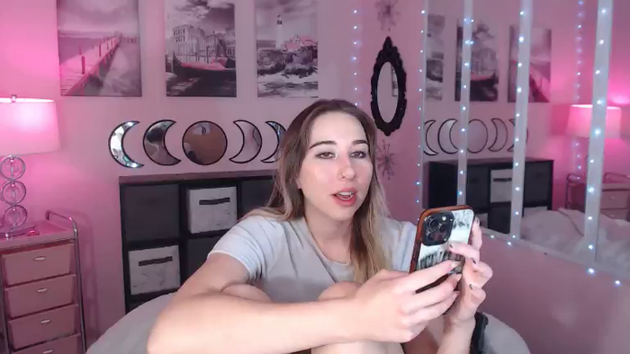 Lacey_Prescott