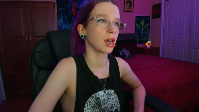 NikkiNorwalk