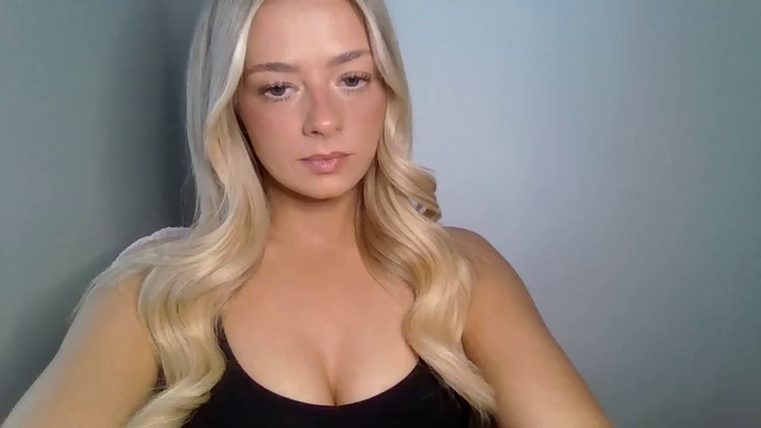 X_Zoey_UK