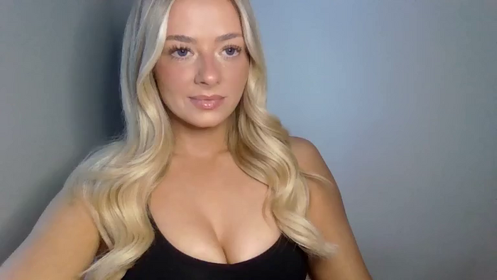 X_Zoey_UK