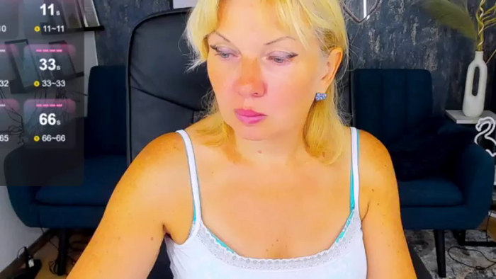 YrhotAbbyX