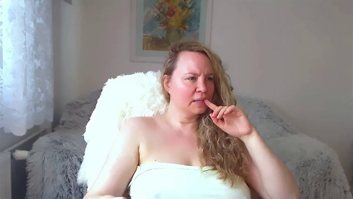 LauraSkyx