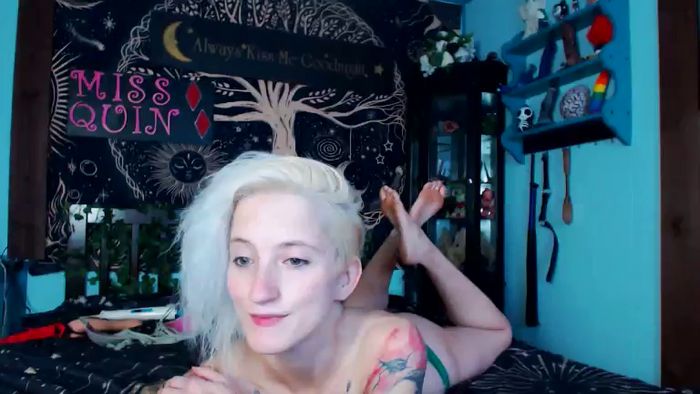 MissQuinCam