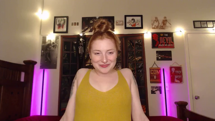 EmmaSubmissive