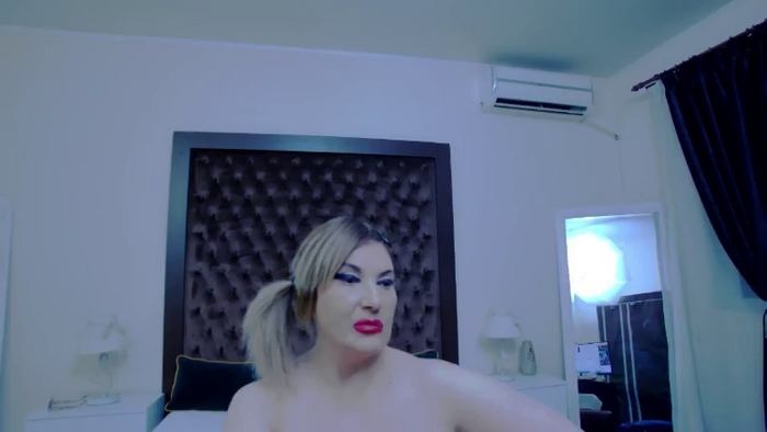 KiraLeila