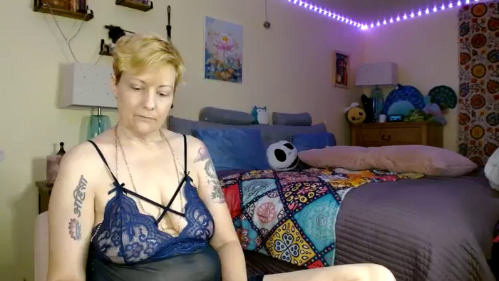 LucySmiles73