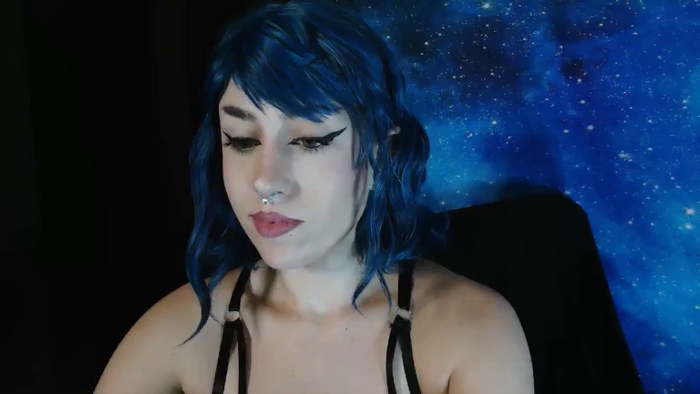 MissVikkiBlue