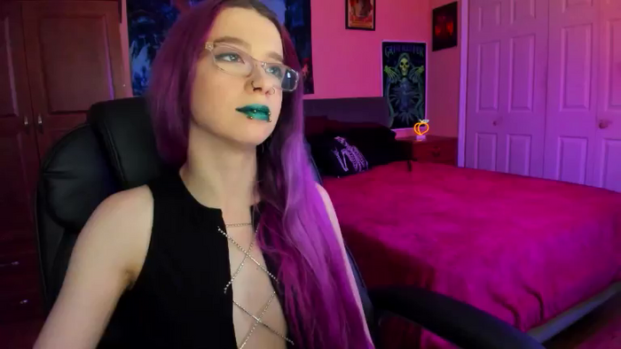 NikkiNorwalk