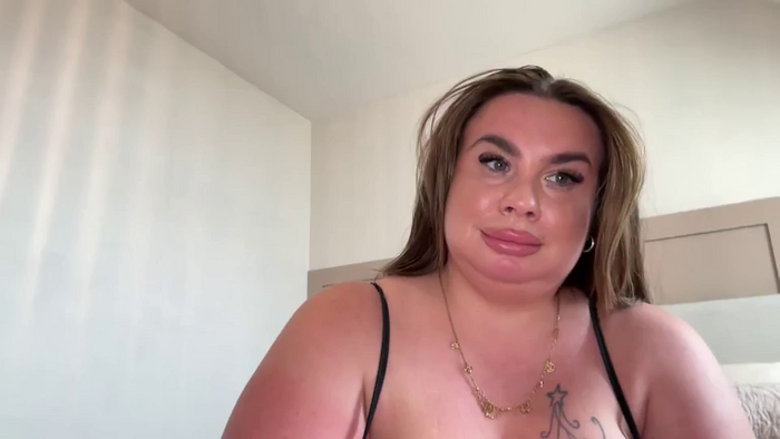 CharlieFoxxxUK