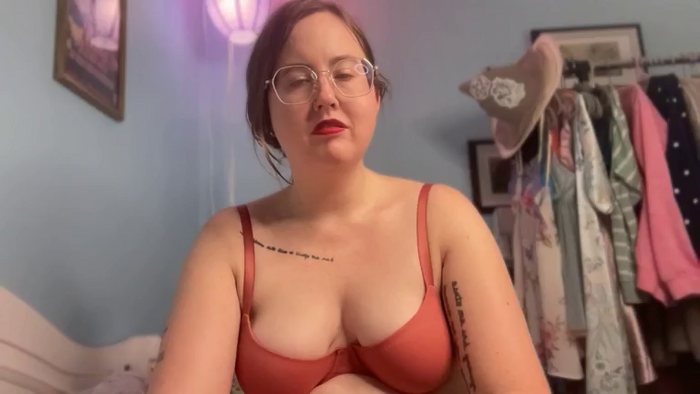 happylilcamgirl