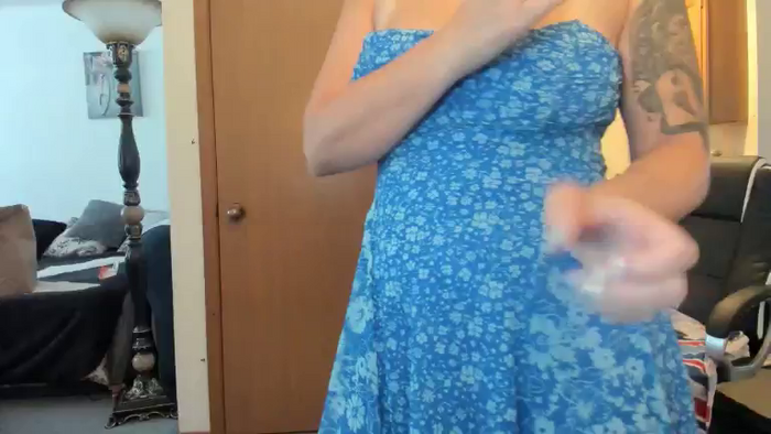 Hottyhousewife18