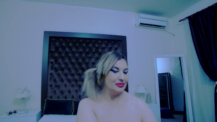 KiraLeila