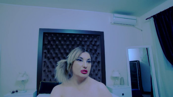 KiraLeila