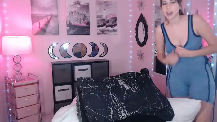 Lacey_Prescott