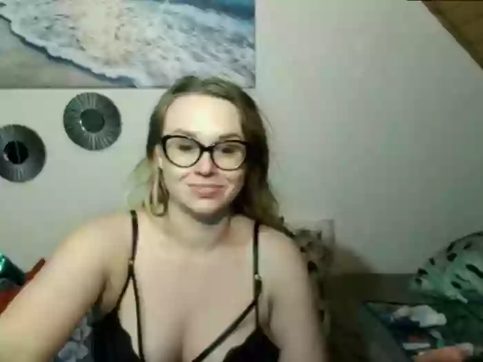 2024/07/18/streamate-milfjutha-21-36-53
