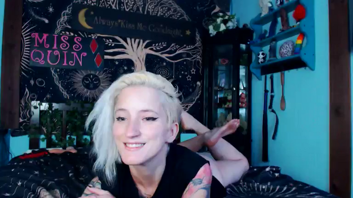 MissQuinCam