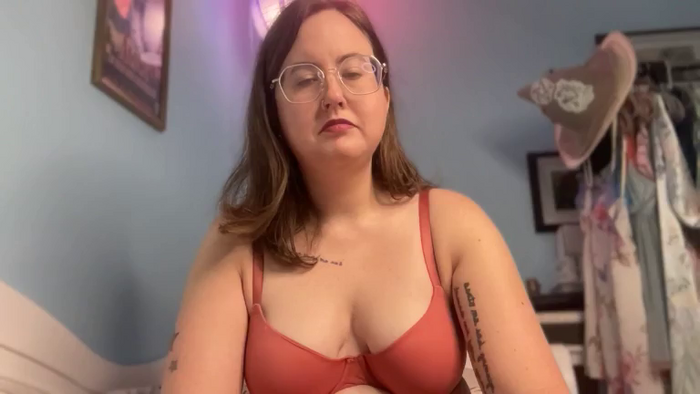 happylilcamgirl